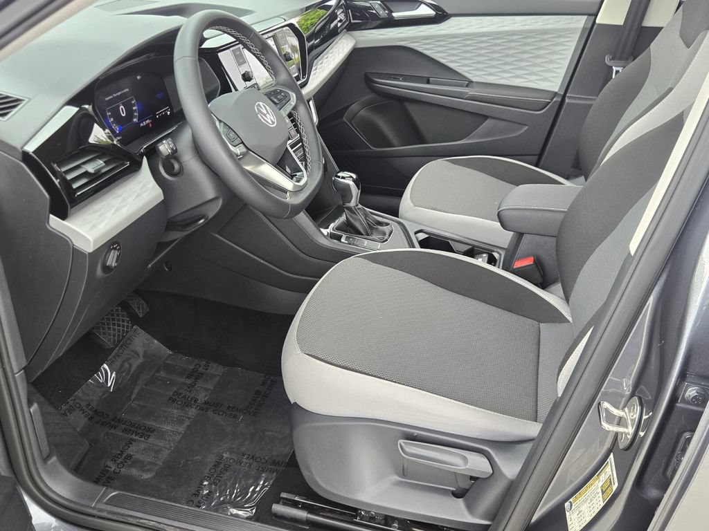 Certified 2024 Volkswagen Taos S FWD image 11