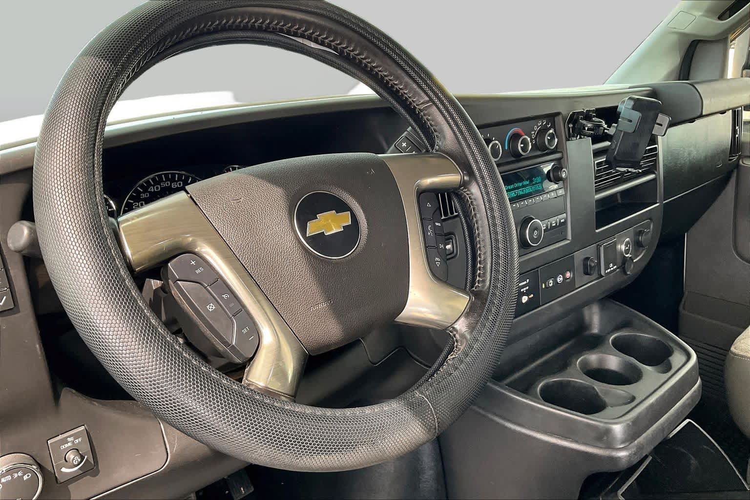 Used 2019 Chevrolet Express 3500 w/ Power Convenience Package RWD image 14