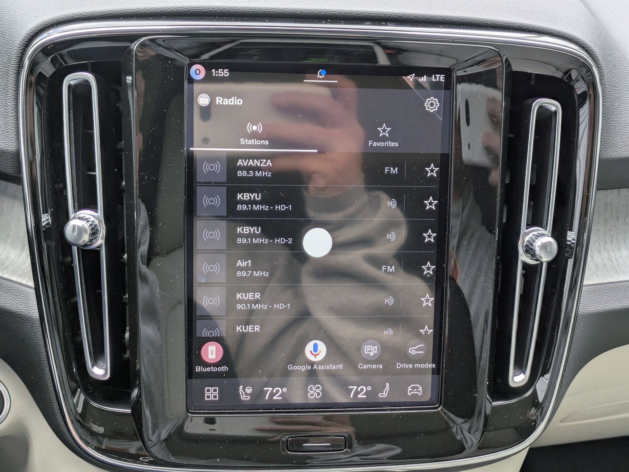 New 2026 Volvo XC40 B5 Plus w/ Protection Package Premier image 12