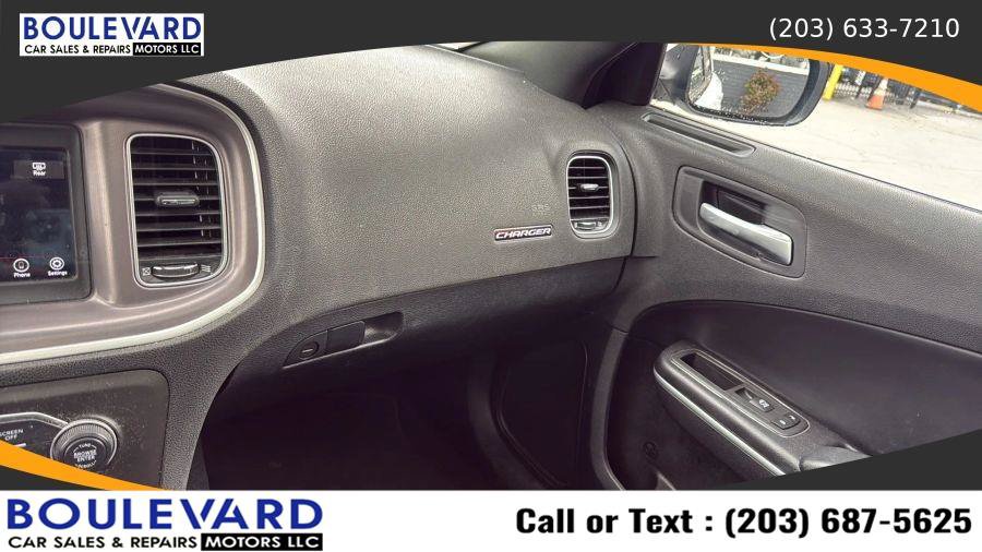 Used 2022 Dodge Charger SXT w/ Leather Interior Group RWD image 14