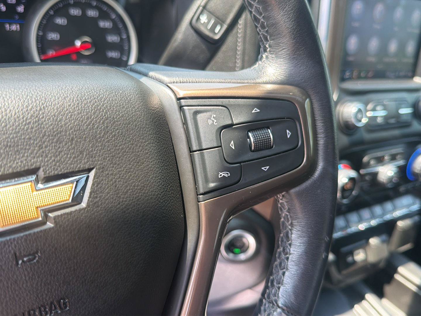 Used 2022 Chevrolet Silverado 2500 High Country w/ Safety Package II AWD/4WD image 21