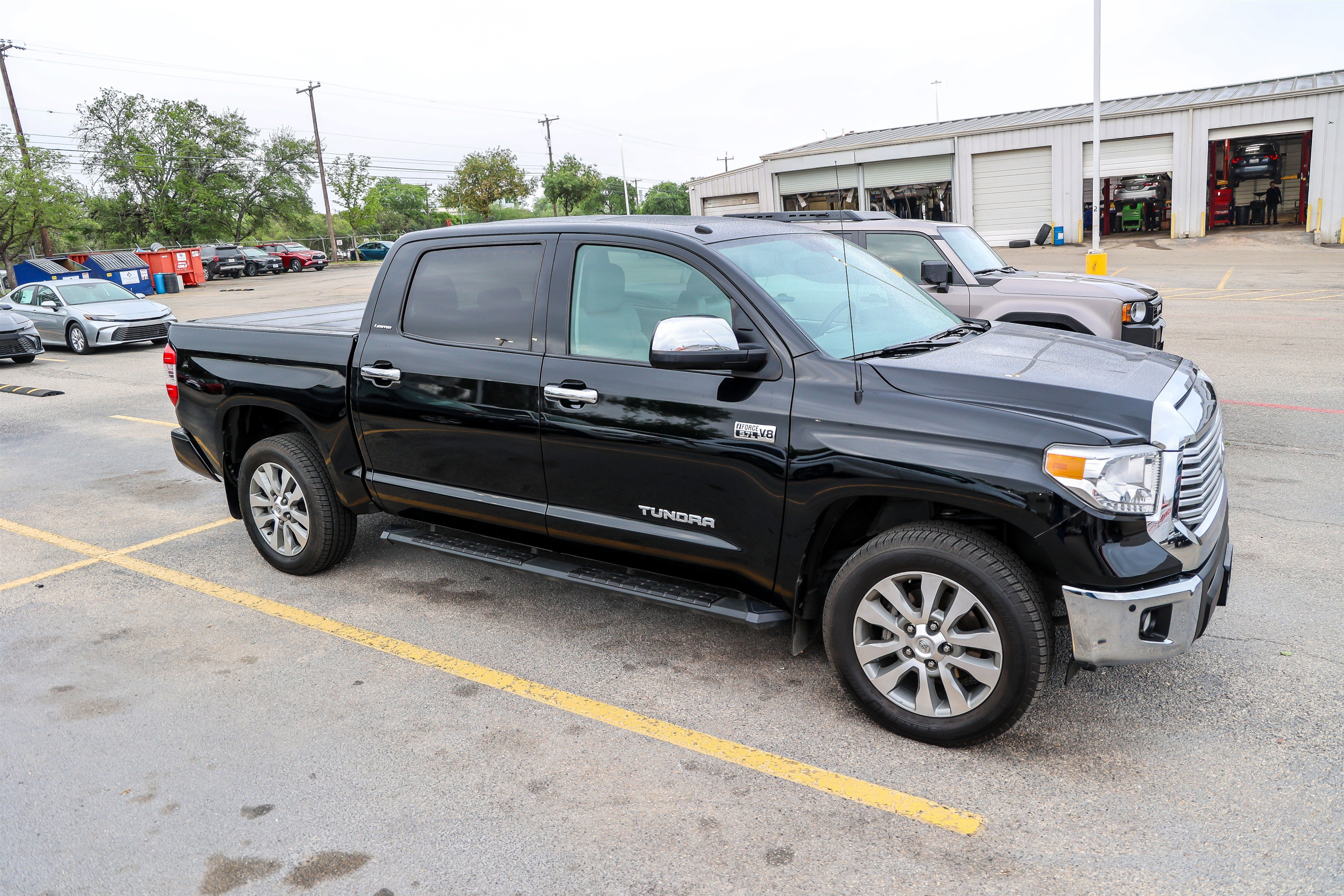 Used 2017 Toyota Tundra Limited image 7