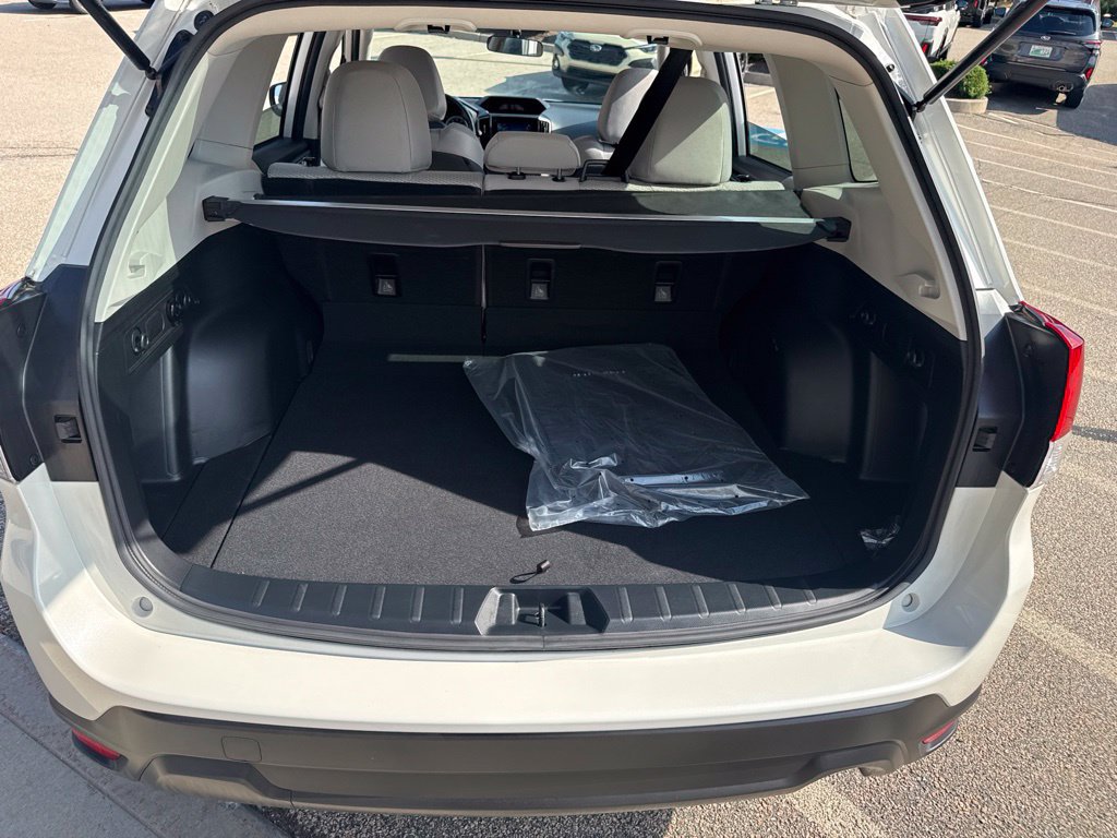 Used 2023 Subaru Forester Premium AWD/4WD image 23