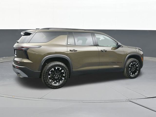 Used 2024 Chevrolet Traverse Z71 w/ Enhanced Driving Package image 16