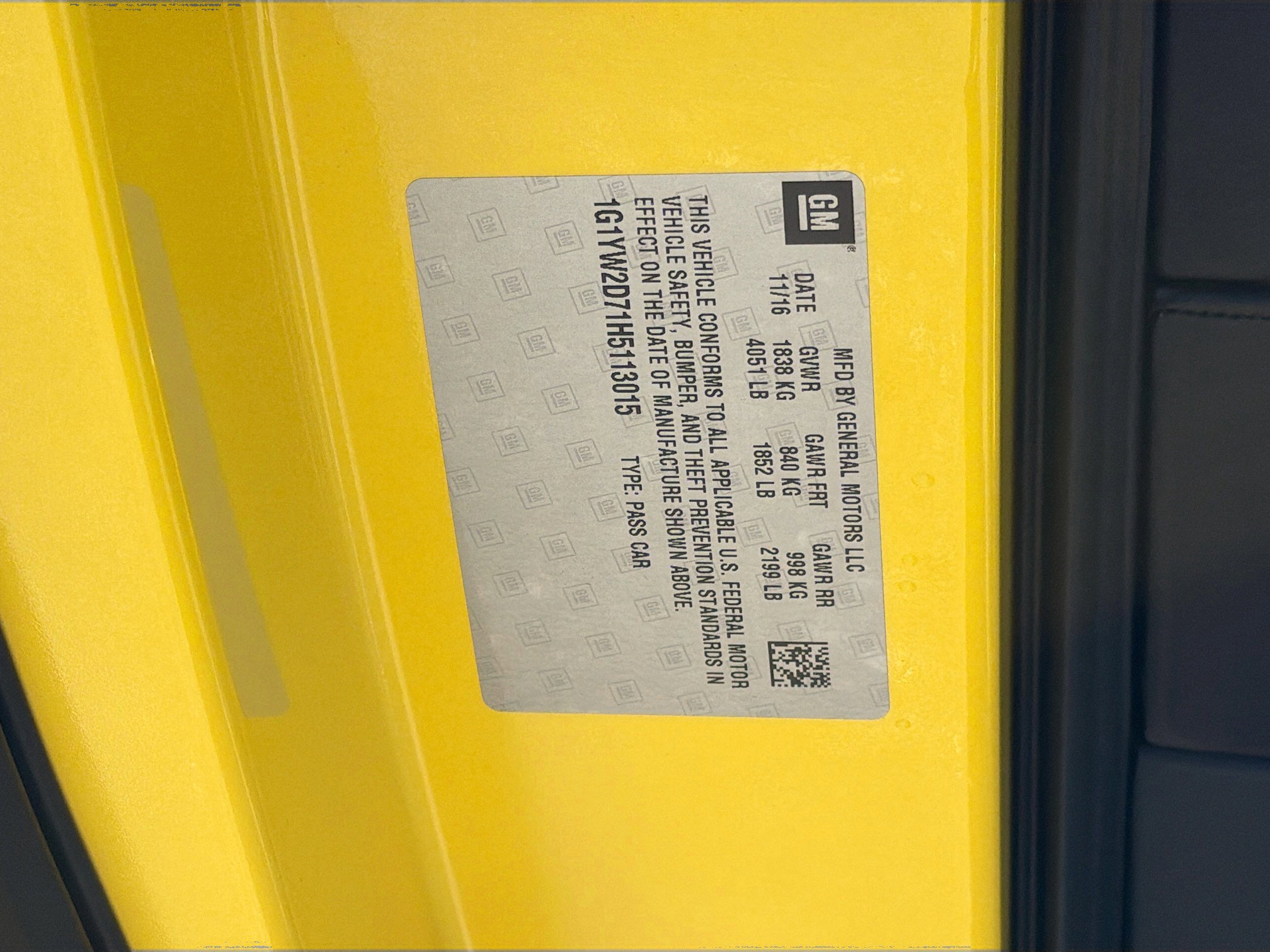 Used 2017 Chevrolet Corvette Grand Sport w/ Carbon Flash Badge Package image 42