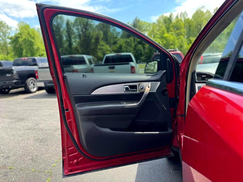 Used 2012 Lincoln MKX AWD image 9