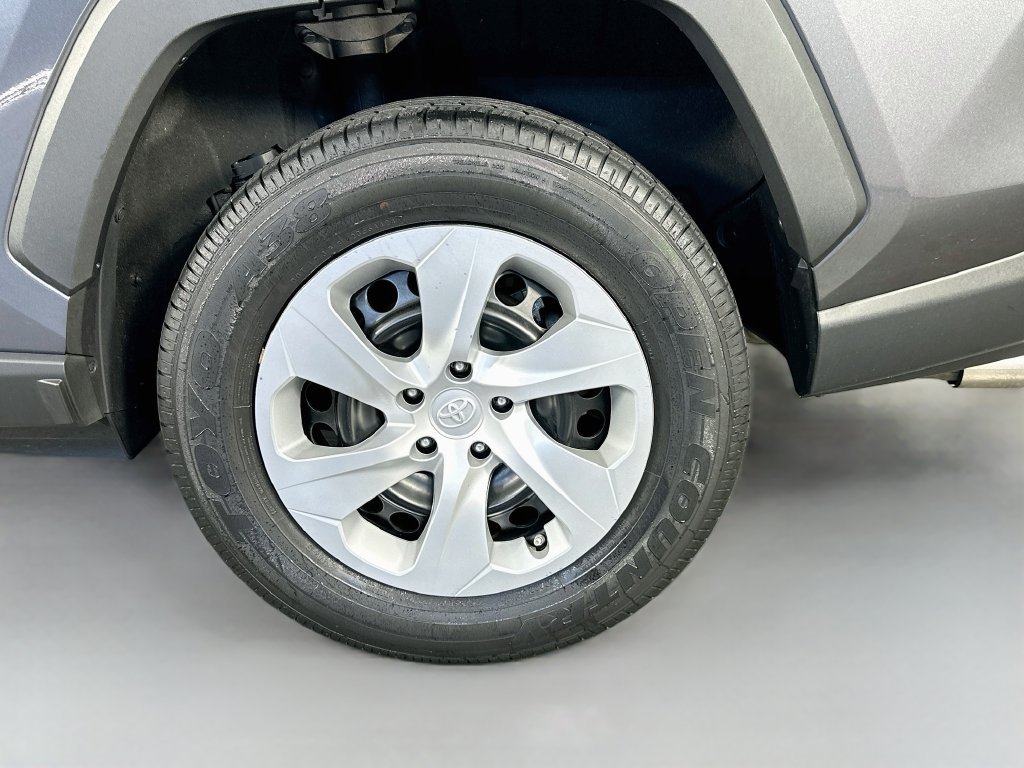 Used 2025 Toyota RAV4 LE FWD image 34