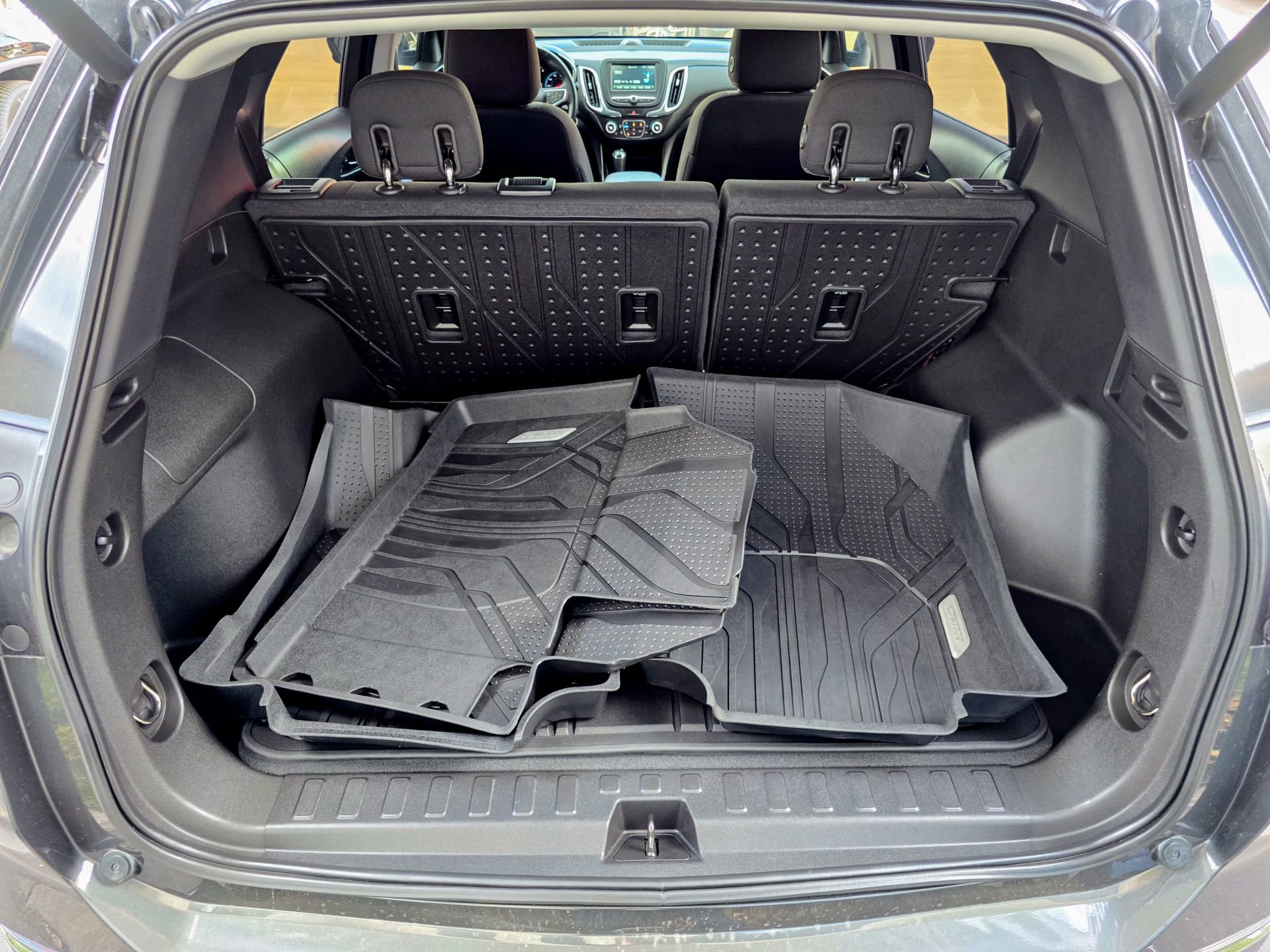 Used 2018 Chevrolet Equinox LT image 38