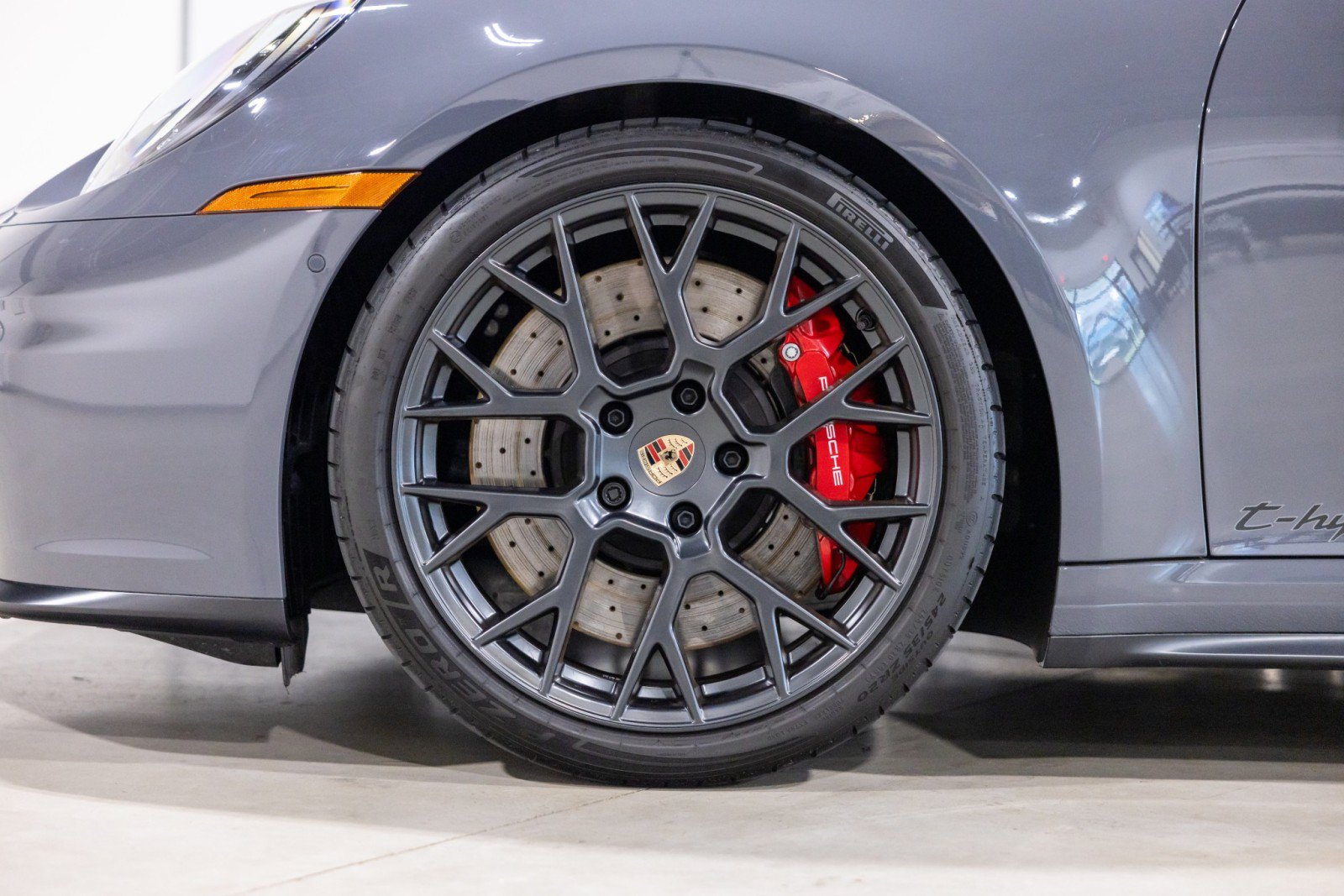 Used 2026 Porsche 911 GTS image 18