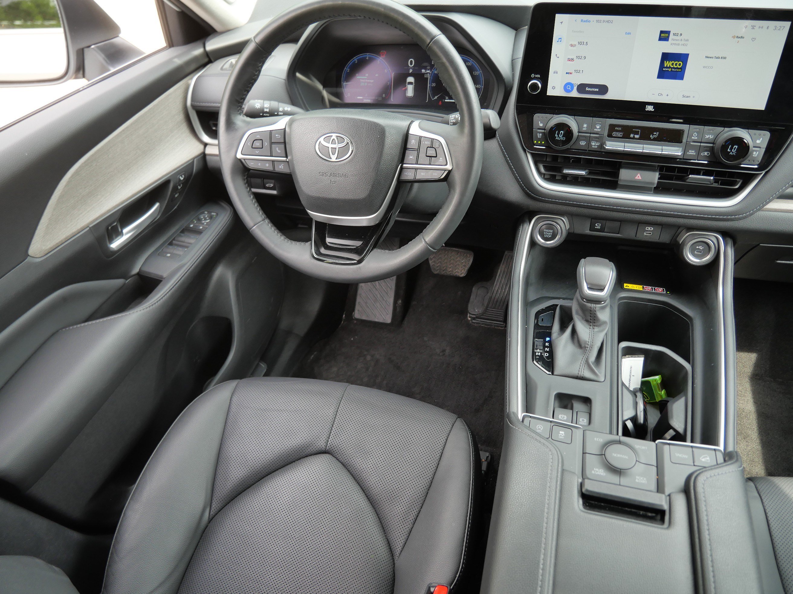 Certified 2024 Toyota Grand Highlander AWD image 10