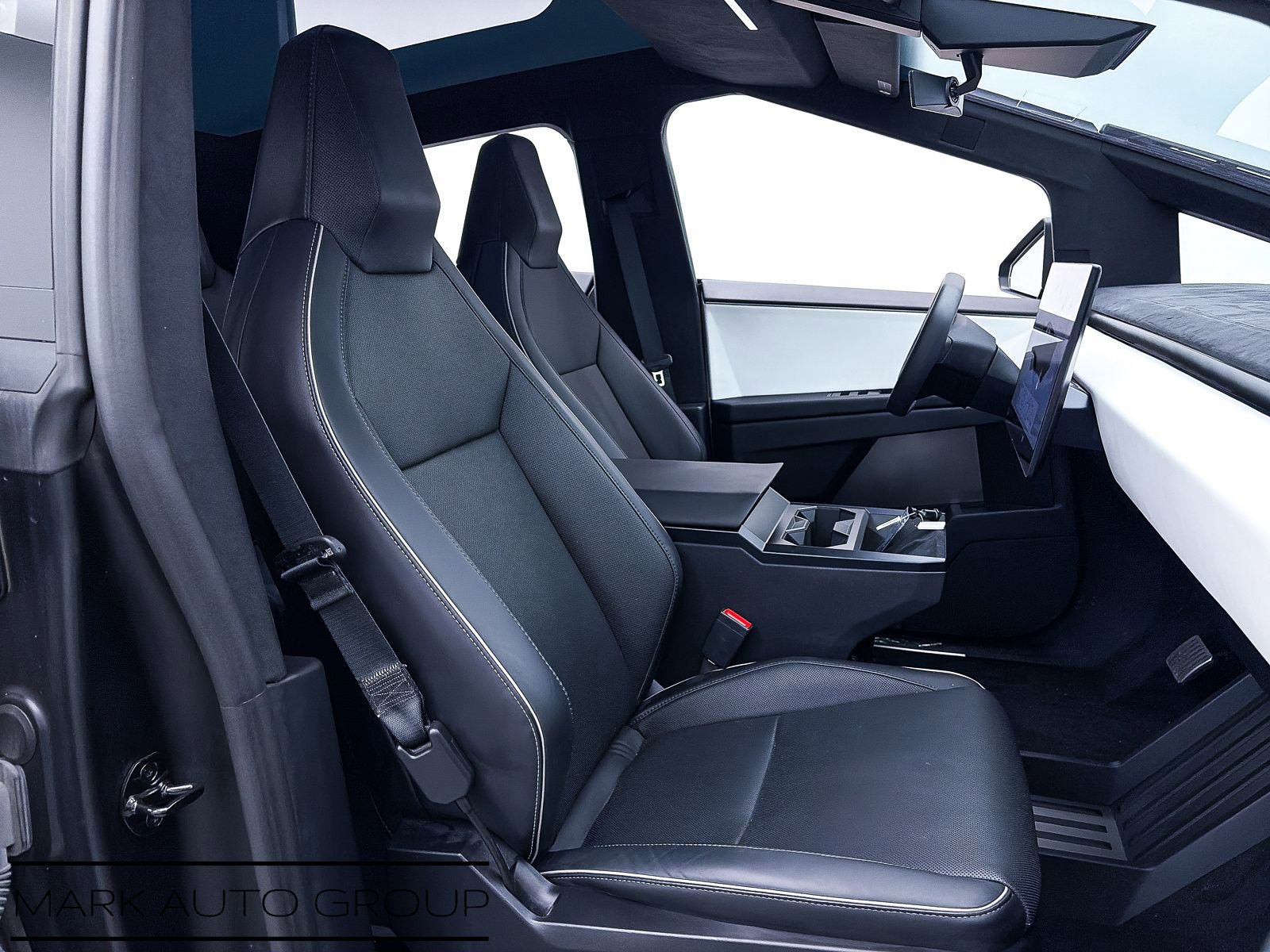 Used 2024 Tesla Cybertruck Cyberbeast image 30