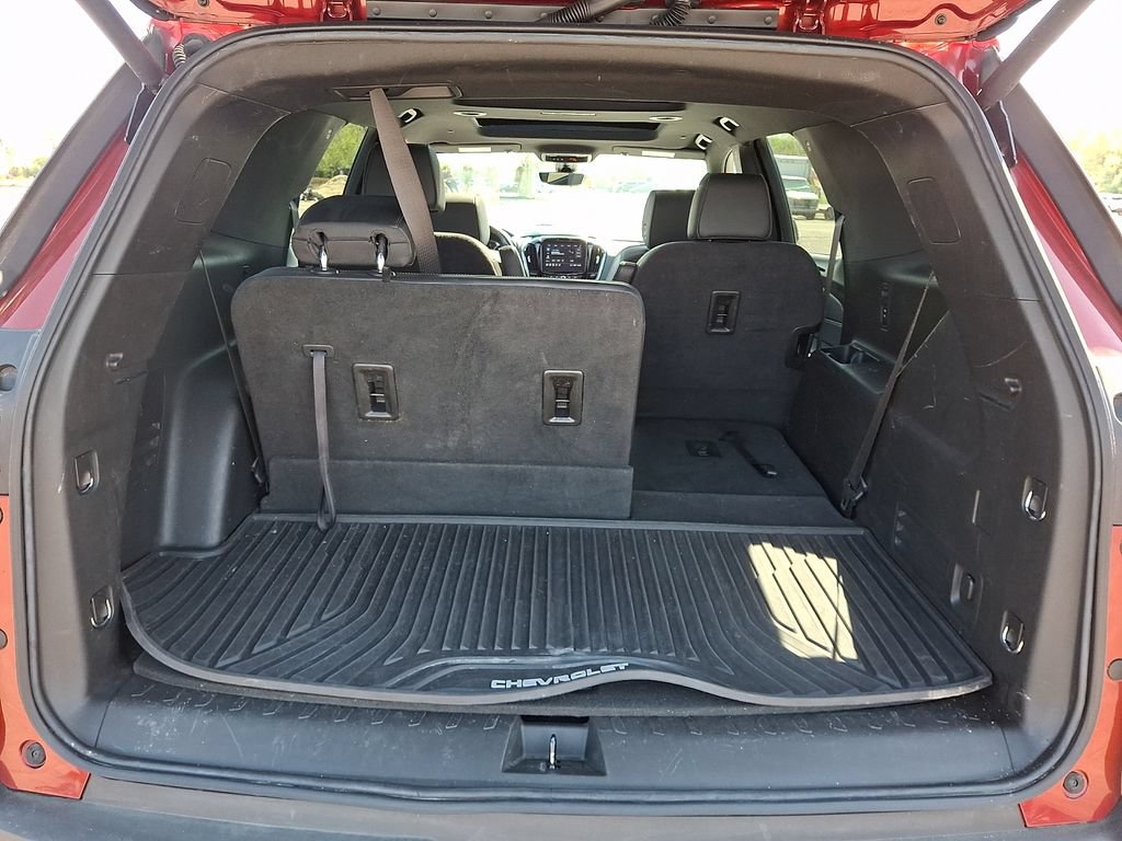 Used 2023 Chevrolet Traverse RS AWD/4WD image 31