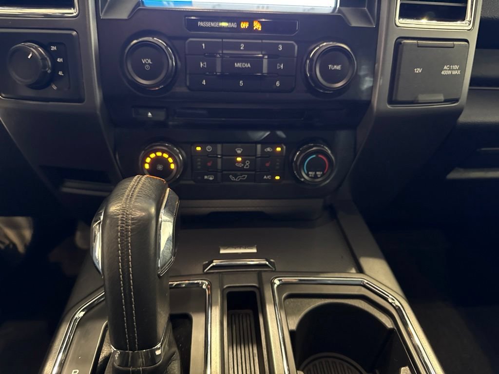 Used 2016 Ford F150 XLT w/ Equipment Group 302A Luxury AWD/4WD image 25