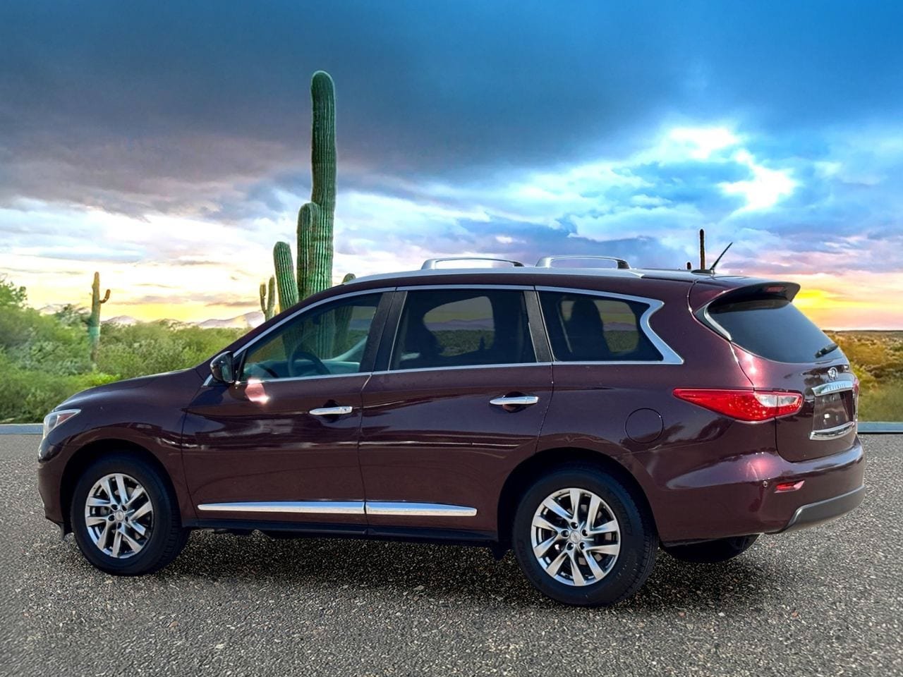 Used 2013 INFINITI JX35 FWD w/ Premium Pkg image 4