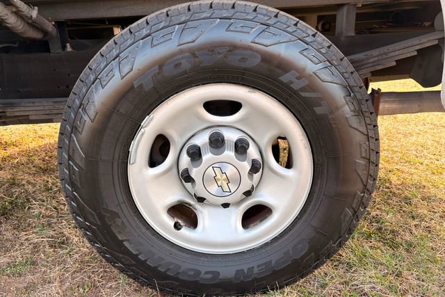 Used 2022 Chevrolet Express 3500 w/ Power Convenience Package image 24