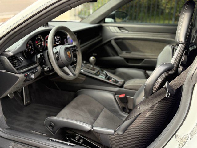 Used 2022 Porsche 911 GT3 image 20
