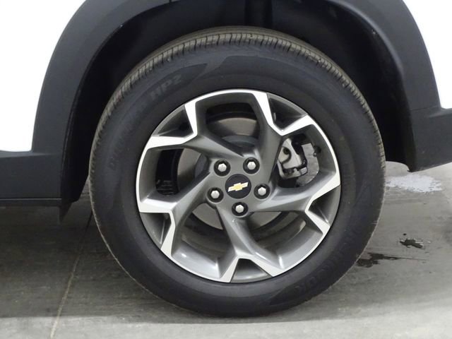 Used 2024 Chevrolet Trax LT image 39