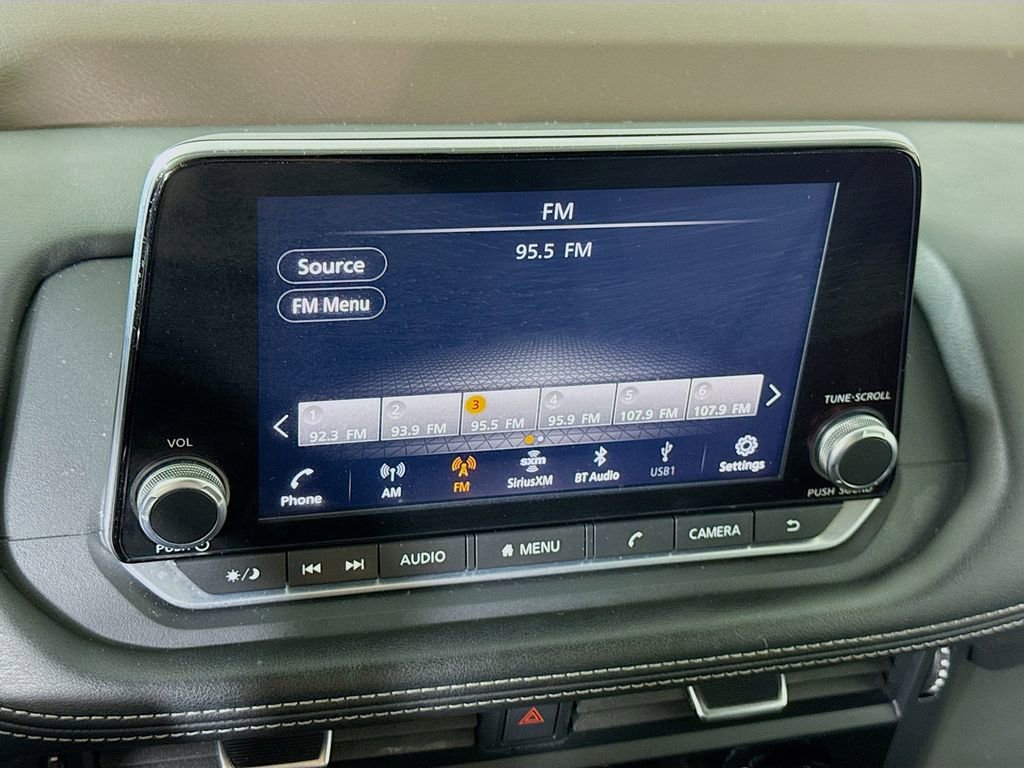 Used 2021 Nissan Rogue S FWD image 6