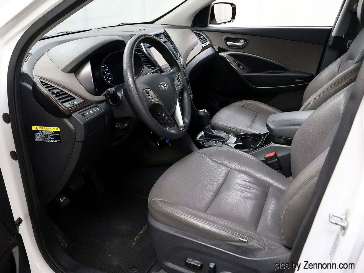 Used 2017 Hyundai Santa Fe Sport FWD image 12