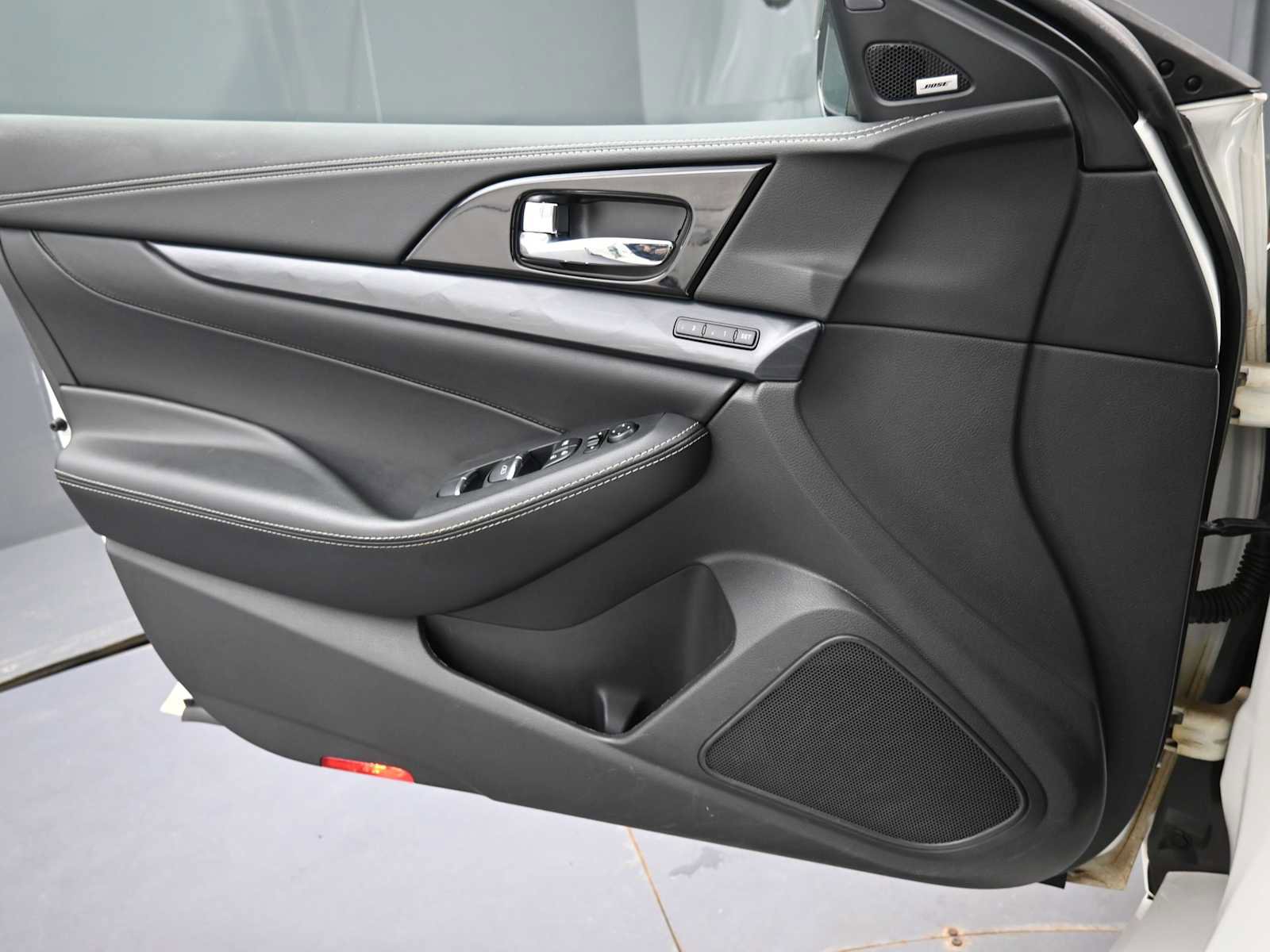 Used 2022 Nissan Maxima Platinum w/ Sport Mat Group image 10