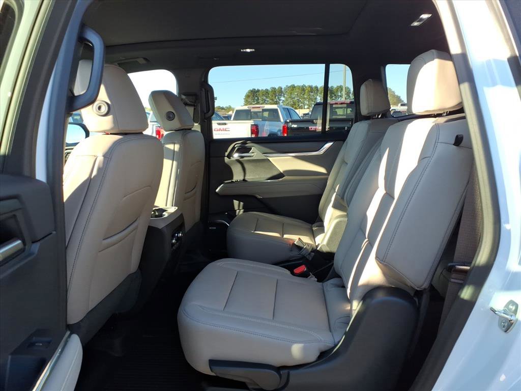 New 2026 GMC Acadia Elevation w/ Elevation Premium Package FWD image 22