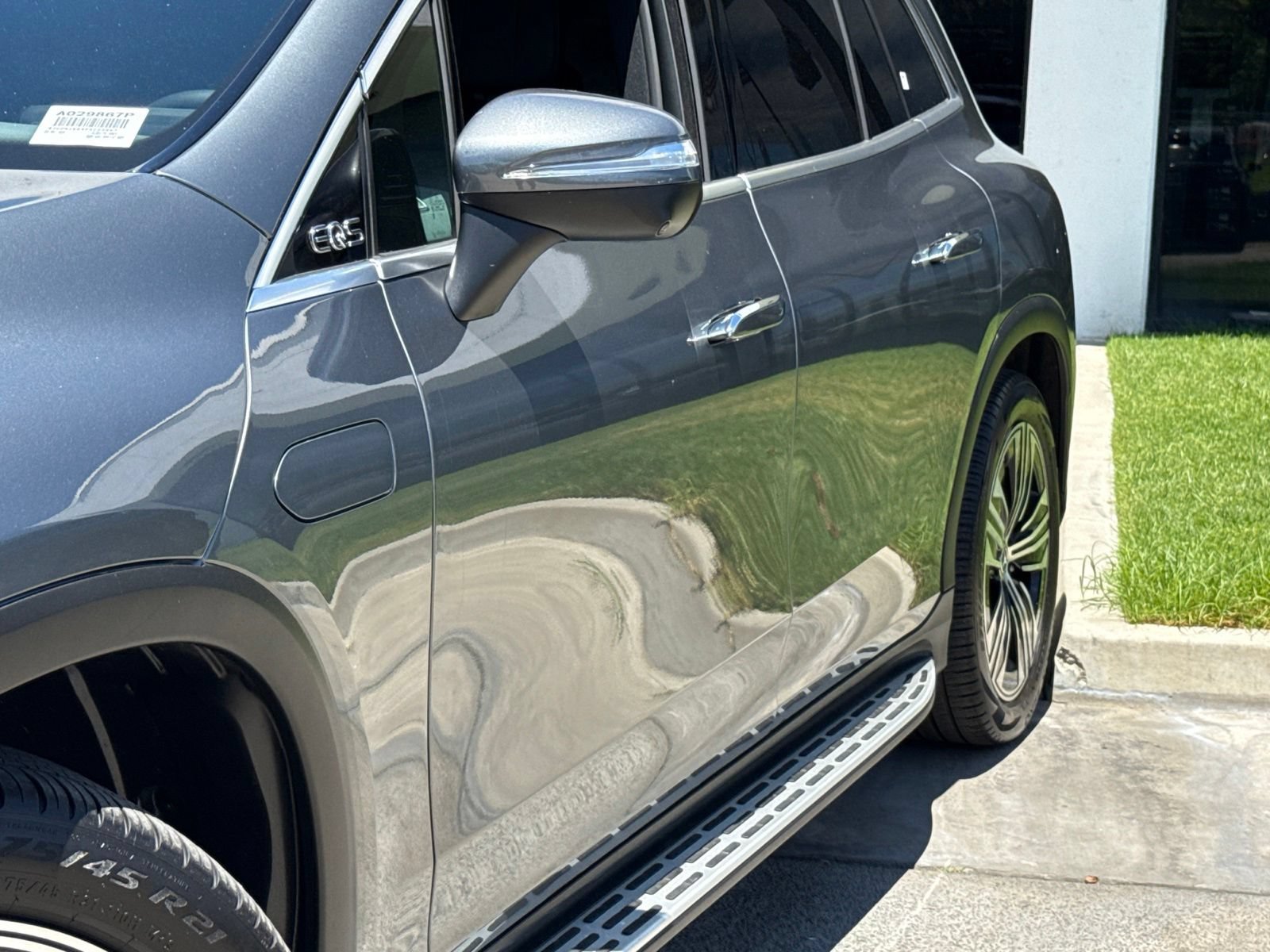 Used 2023 Mercedes-Benz EQS 450+ 4MATIC SUV image 4