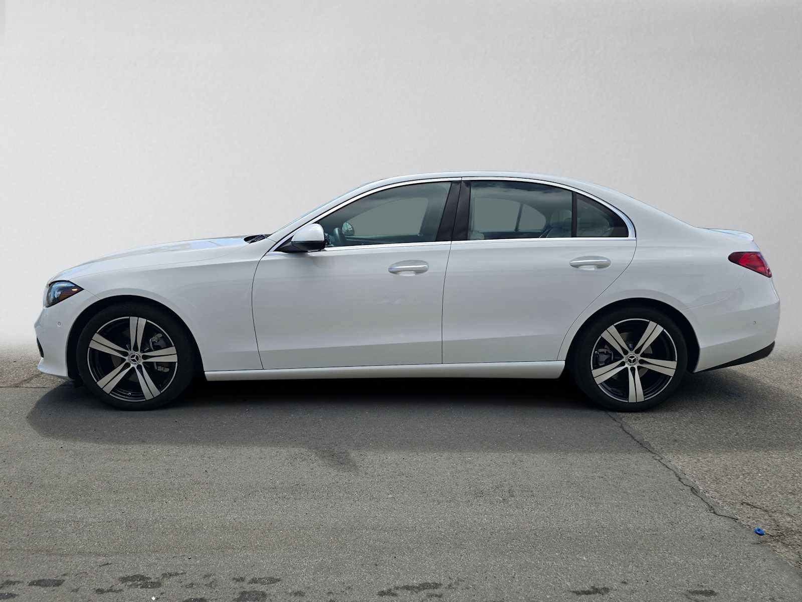 Used 2023 Mercedes-Benz C 300 Sedan image 6