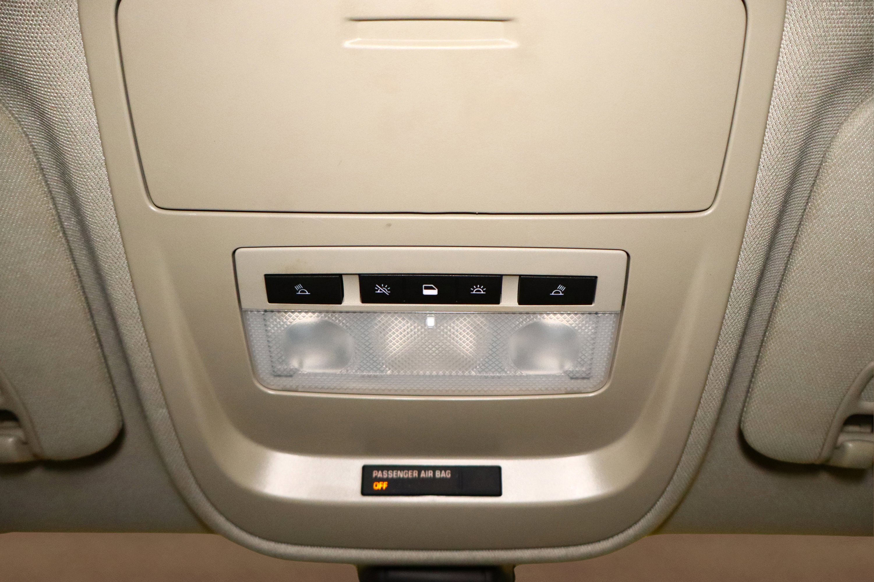 Used 2022 Chevrolet Colorado Z71 w/ Z71 Midnight Edition image 38