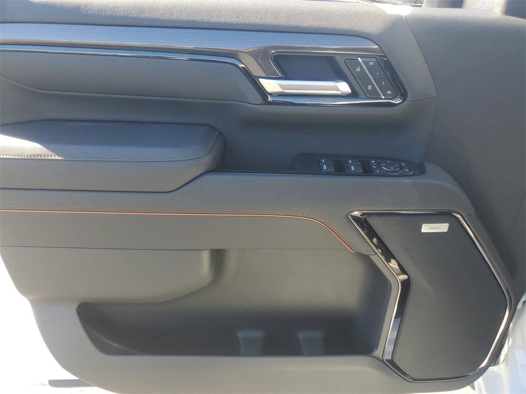 New 2026 GMC Sierra 2500 AT4 w/ AT4 Premium Plus Package image 10