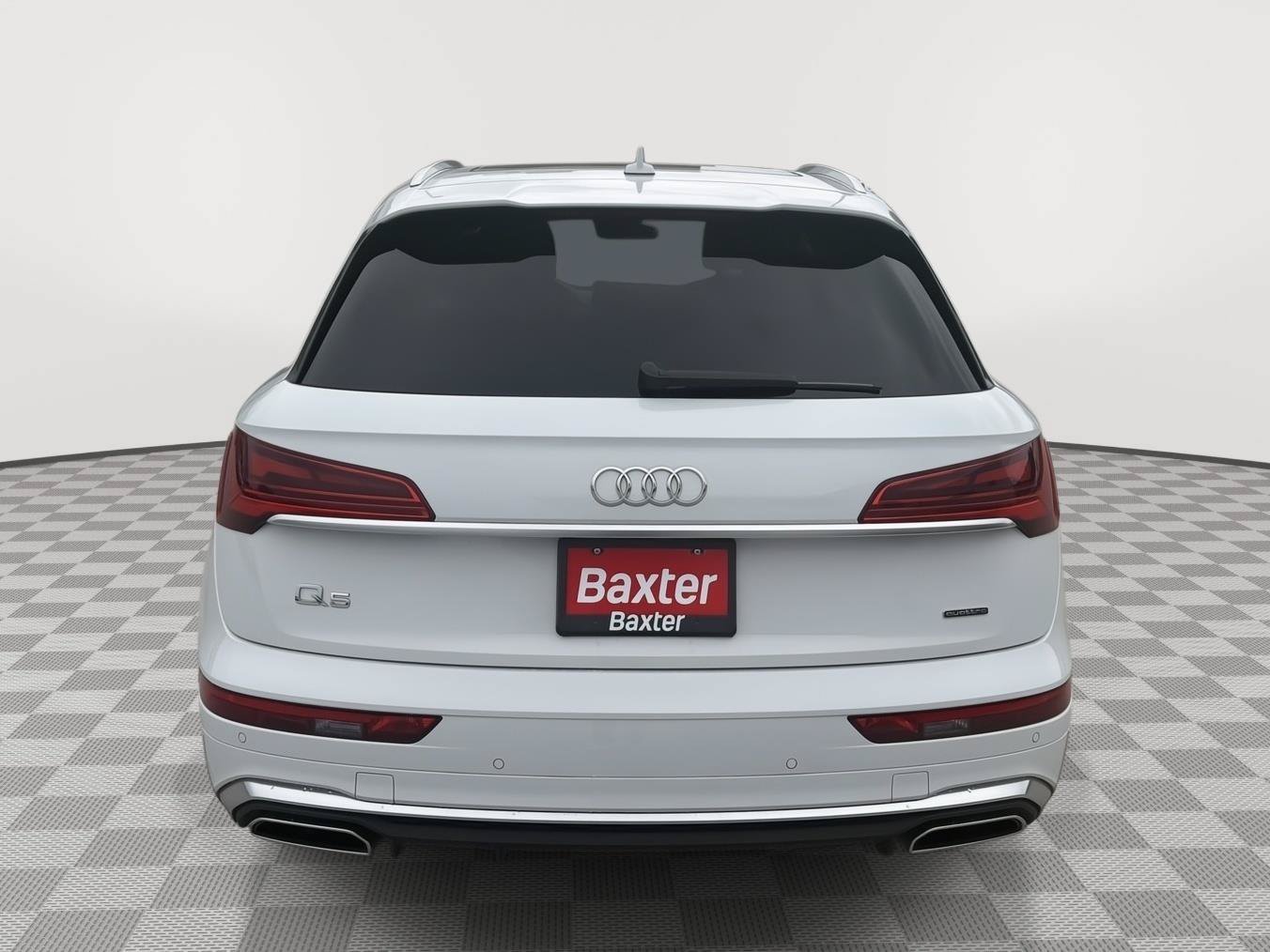 Used 2024 Audi Q5 2.0T Prestige AWD/4WD image 9