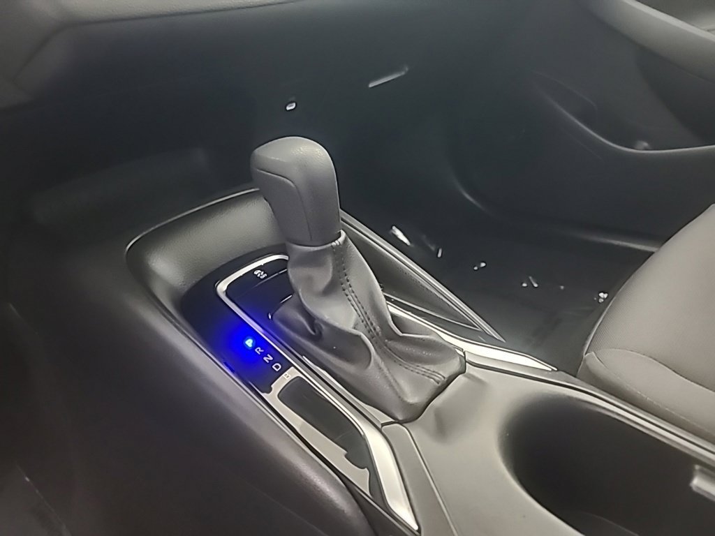 Used 2025 Toyota Corolla LE FWD image 37