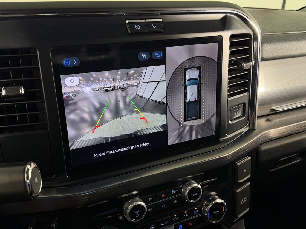 Used 2025 Ford F250 Lariat w/ Chrome Package image 18