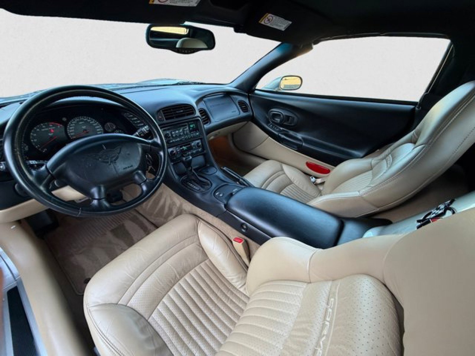 Used 2001 Chevrolet Corvette Convertible w/ Preferred Equipment Group2 image 10