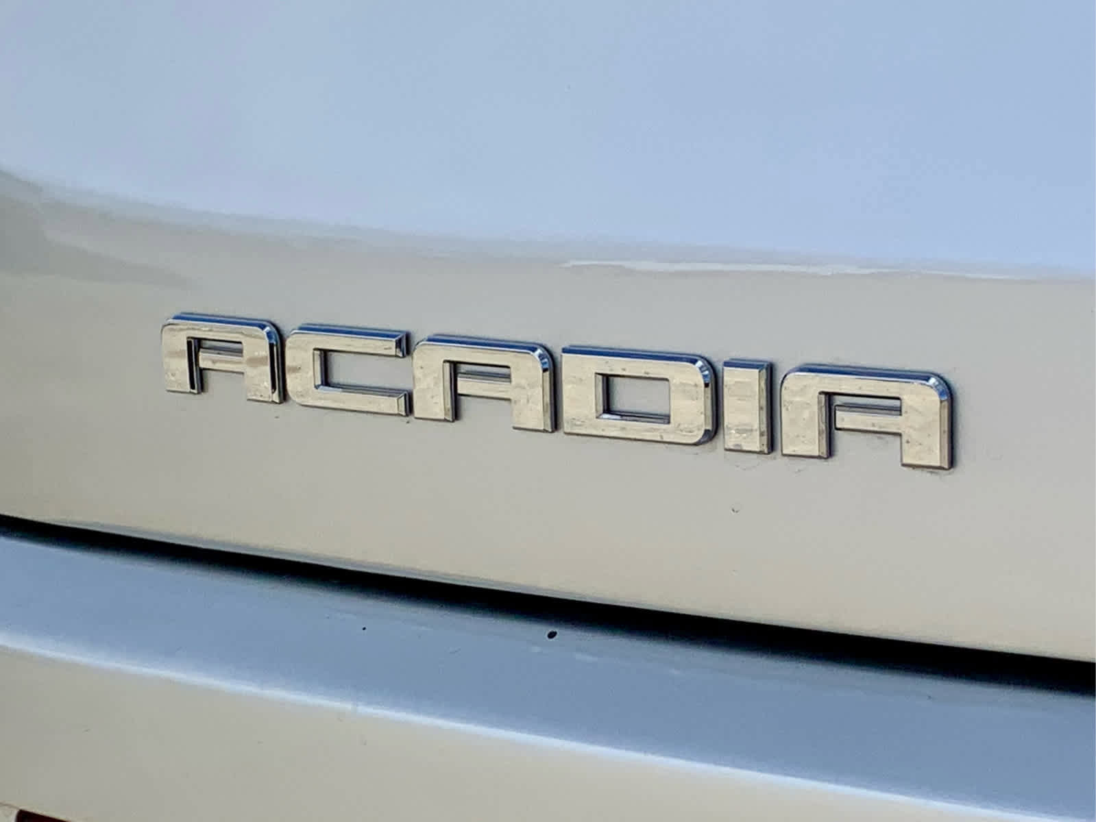 Used 2019 GMC Acadia Denali image 17