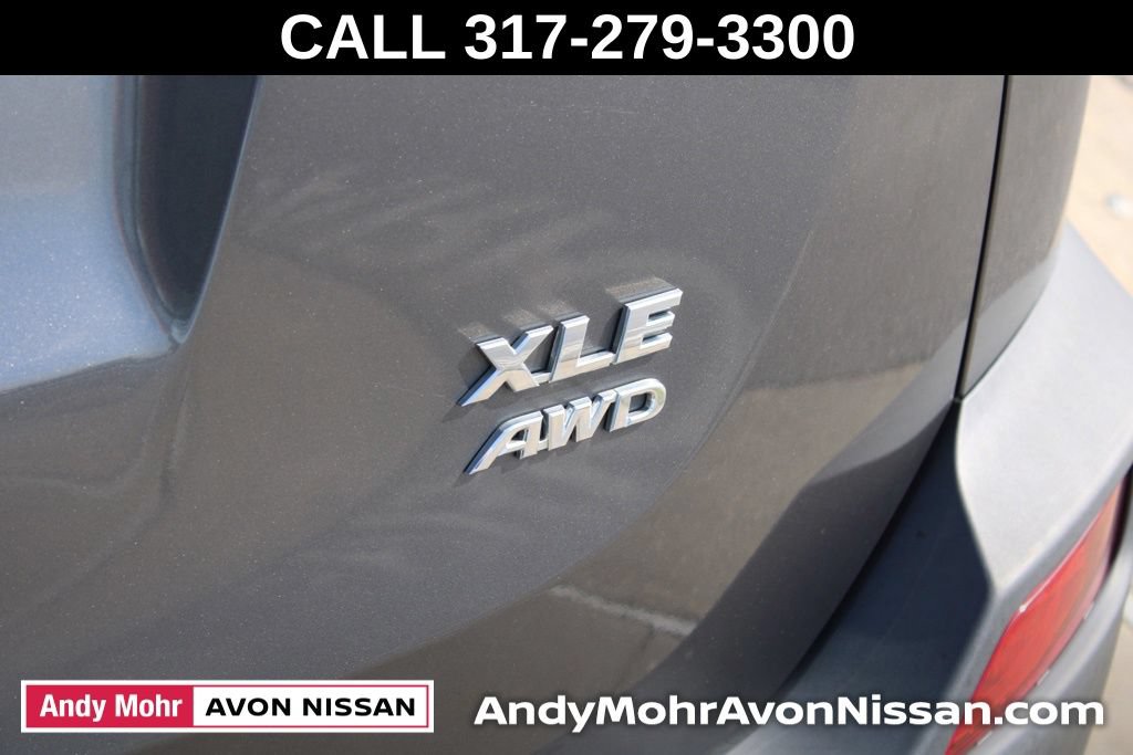 Used 2014 Toyota RAV4 XLE AWD/4WD image 9