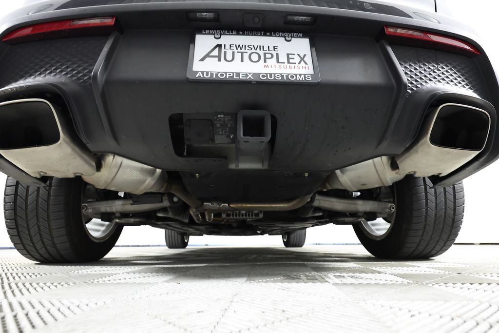 Used 2023 Porsche Macan AWD/4WD image 48