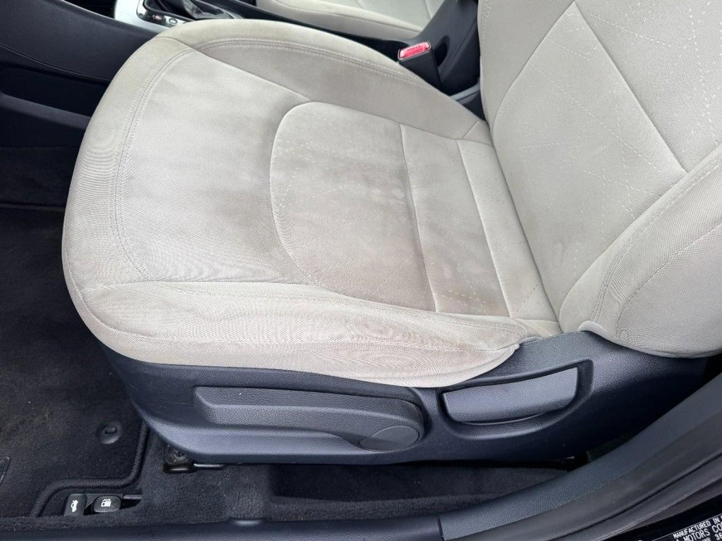 Used 2013 Kia Rio EX w/ Convenience Pkg image 14