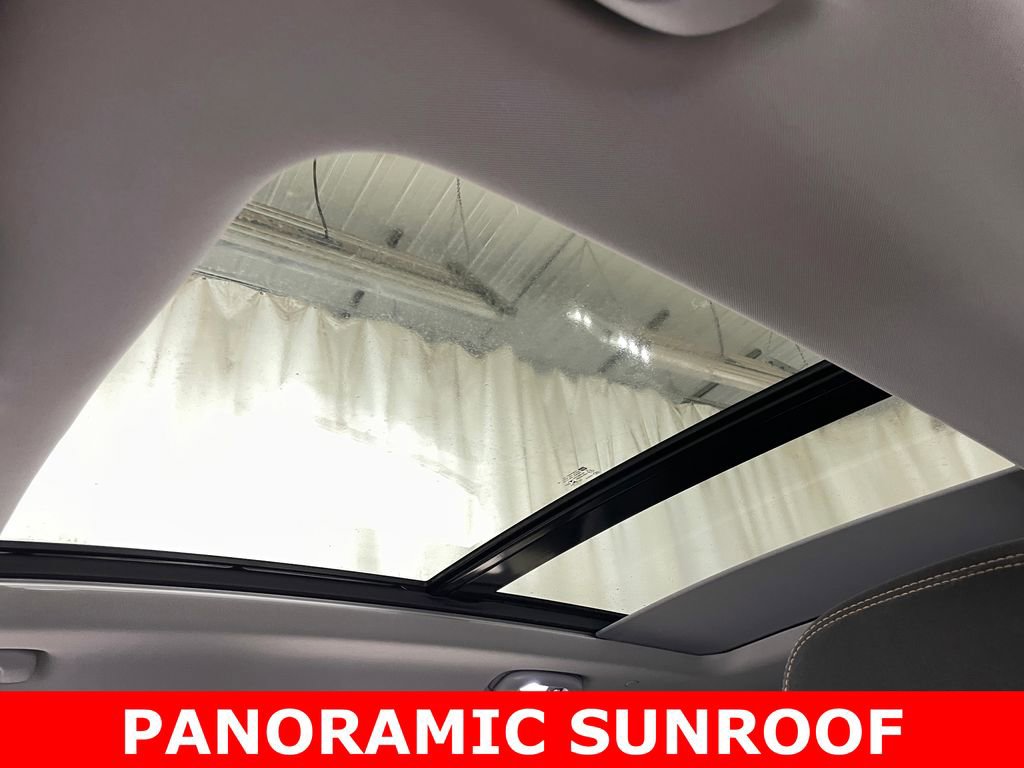 Certified 2018 GMC Terrain SLE w/ Driver Convenience Package image 5