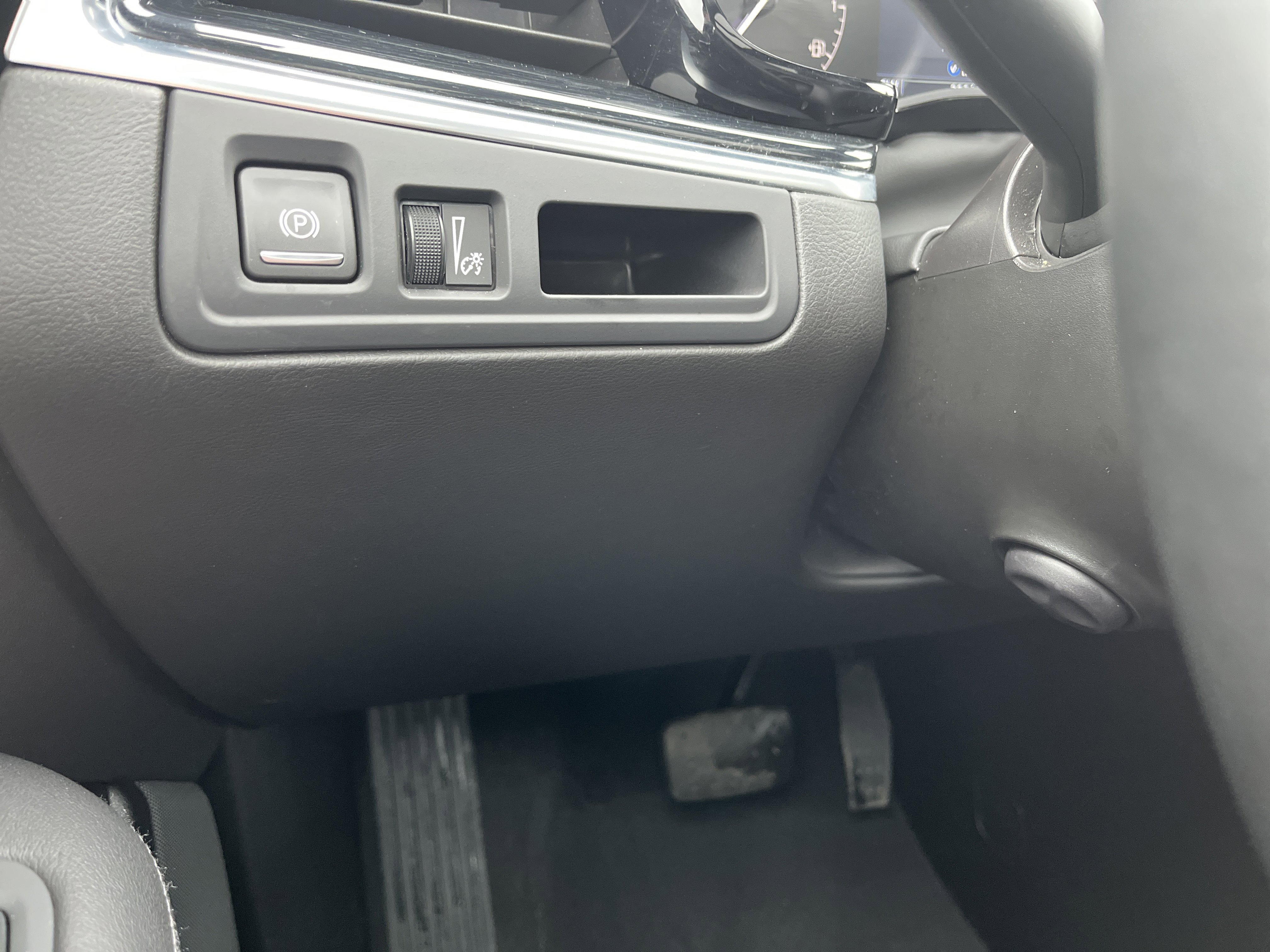 Used 2025 Cadillac XT5 Premium Luxury image 24