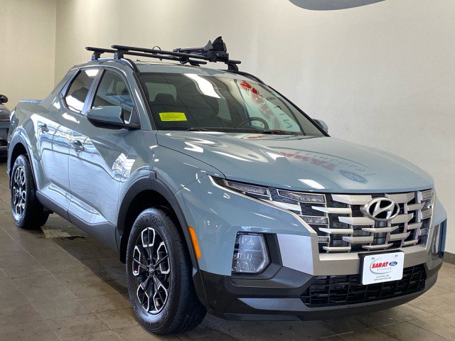 Used 2022 Hyundai Santa Cruz SEL Premium AWD/4WD image 2