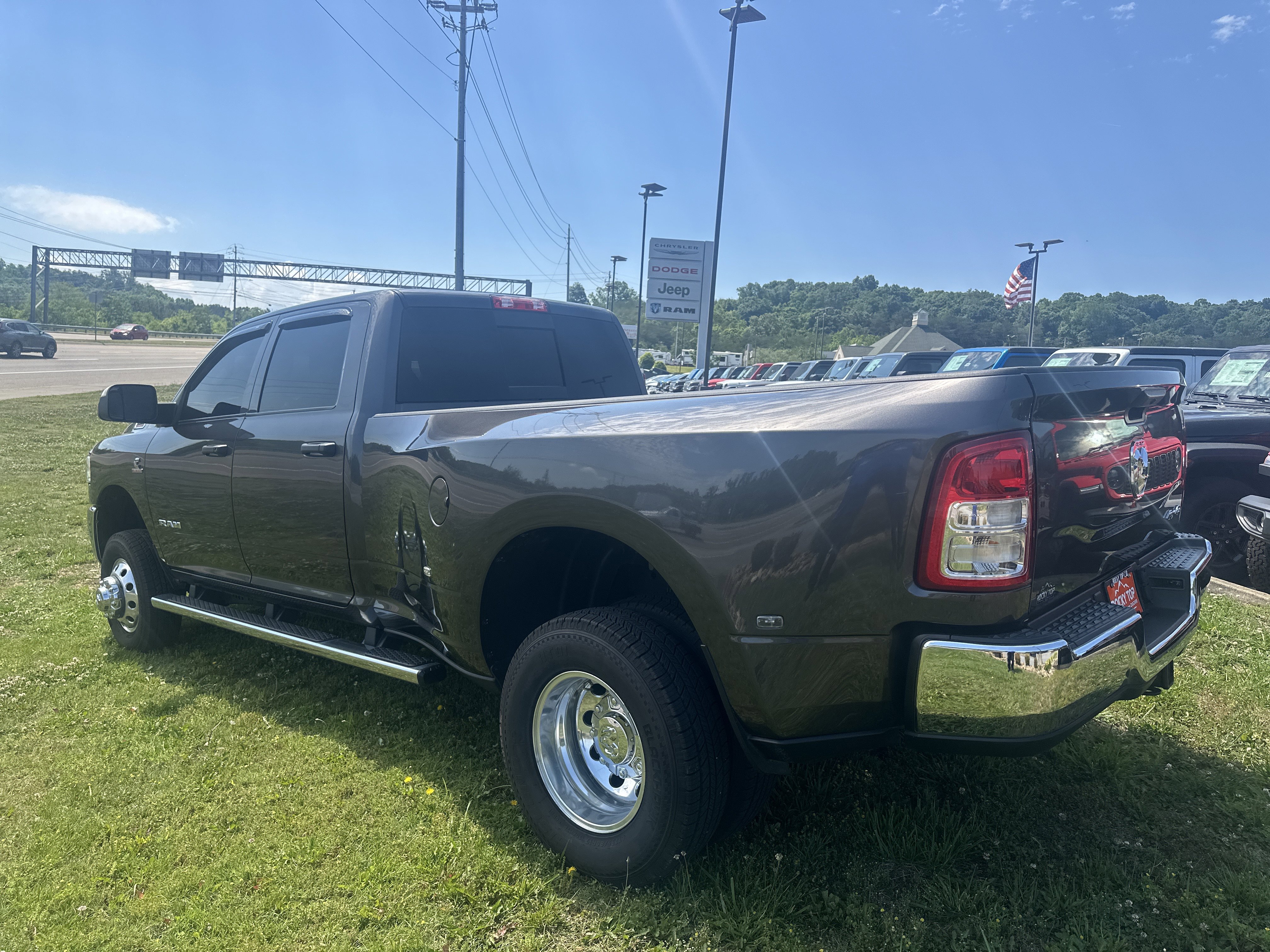 Used 2022 RAM 3500 Tradesman AWD/4WD image 10