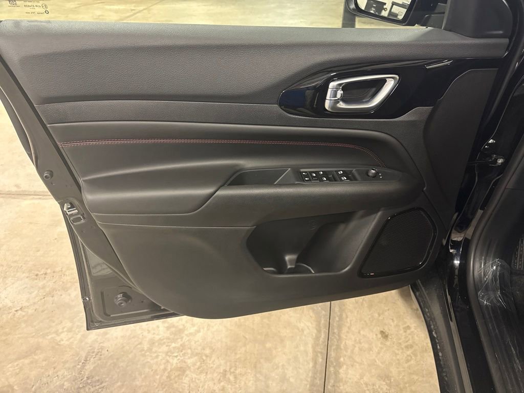 New 2026 Jeep Compass Trailhawk image 10