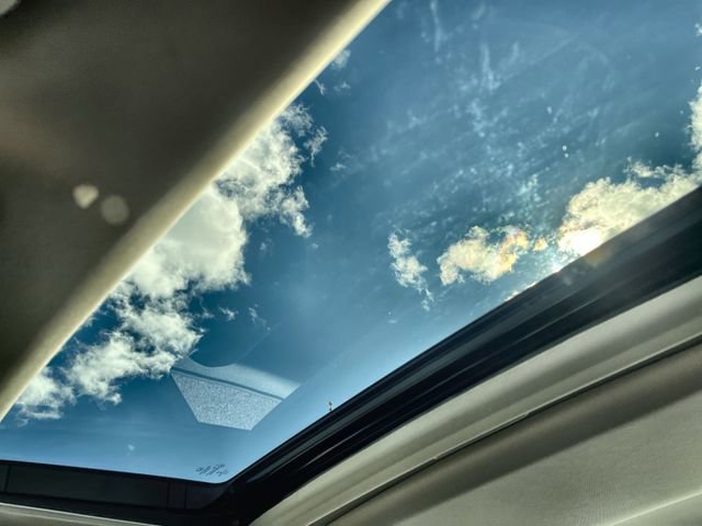 Used 2022 Honda Civic Touring image 18