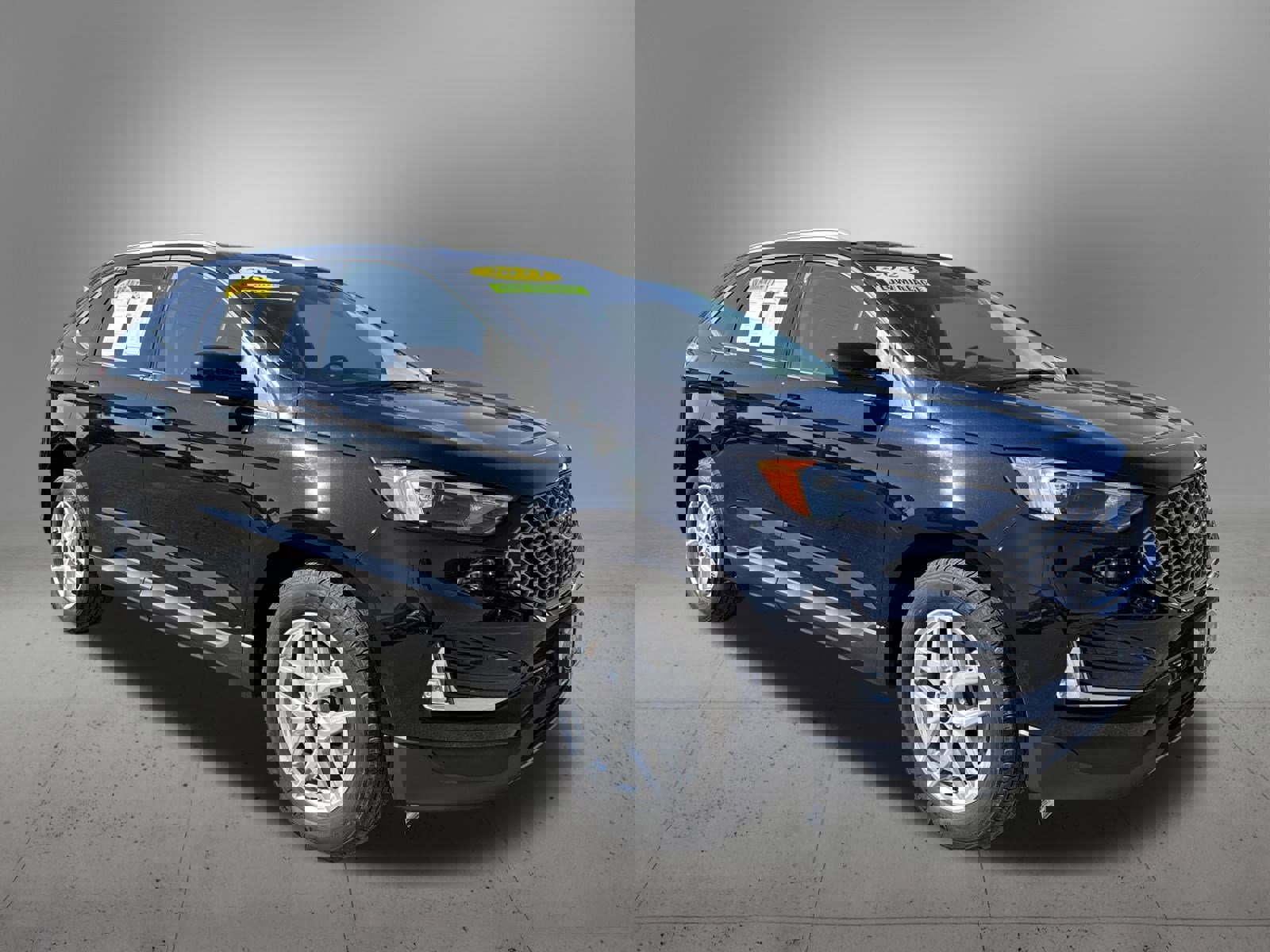 Used 2023 Ford Edge SEL w/ Convenience Package image 6