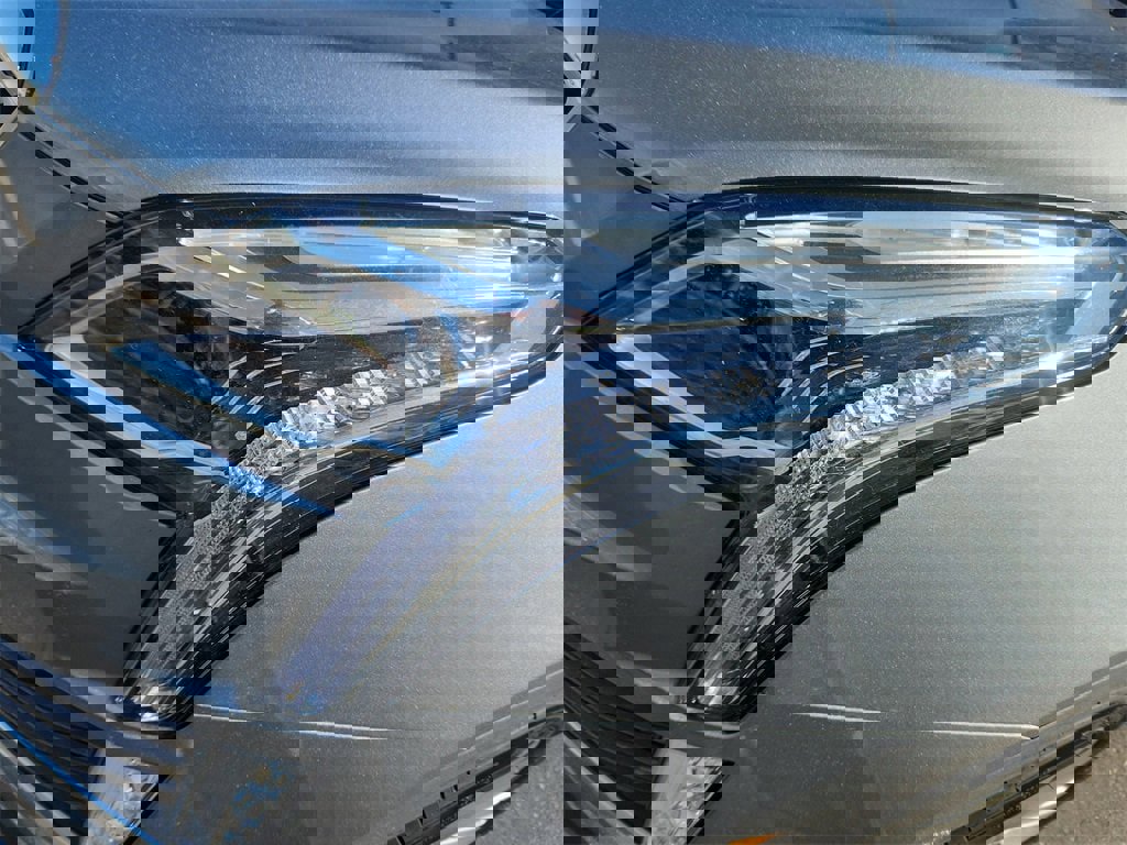 Certified 2025 Cadillac XT5 Premium Luxury image 5