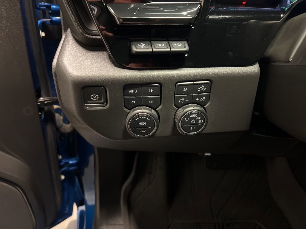 Certified 2022 Chevrolet Silverado 1500 ZR2 w/ Technology Package image 18