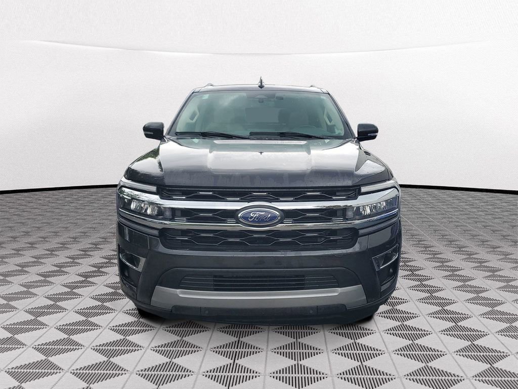 Used 2024 Ford Expedition Max Limited RWD image 2