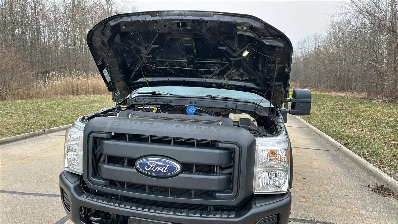 Used 2015 Ford F350 XL w/ Snow Plow Prep Package image 30