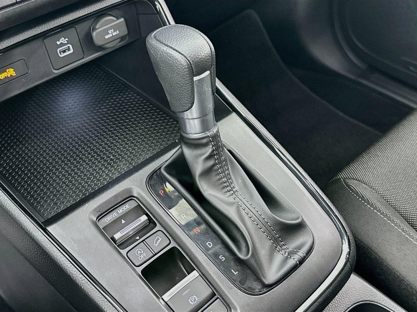 Used 2025 Honda CR-V LX image 16