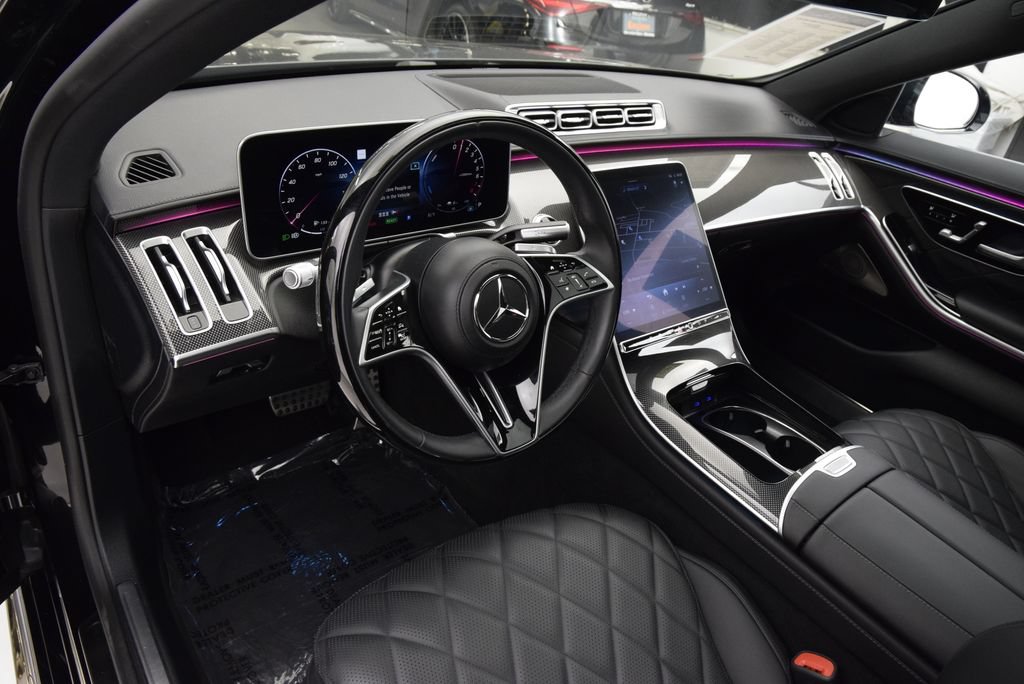 Used 2025 Mercedes-Benz S 580e 4MATIC Sedan image 20